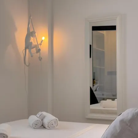 Modern By Host Hero Apartment *