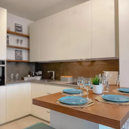 Apartment Modern A Few Steps From The