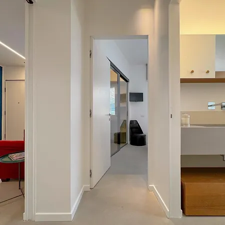 Modern By Host Hero *