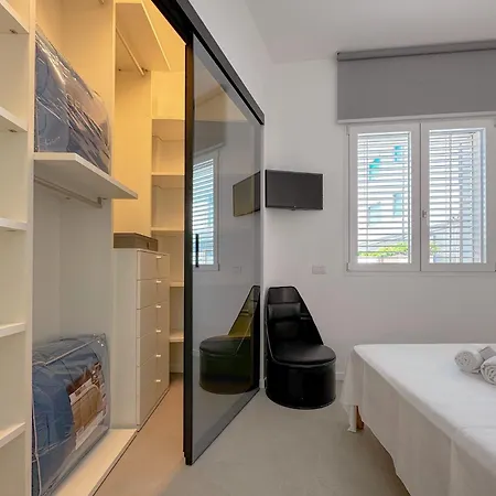 Apartment Modern A Few Steps From The